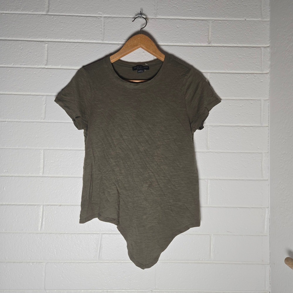 Social‎ Standard by Sanctuary Cotton Rayon Tee L Olive Green Asymmetric Knot Hem